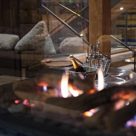 Hotel-Chalet Les Ecureuils Restaurant, Piscine, Garage Le Grand-Bornand Bagian luar foto