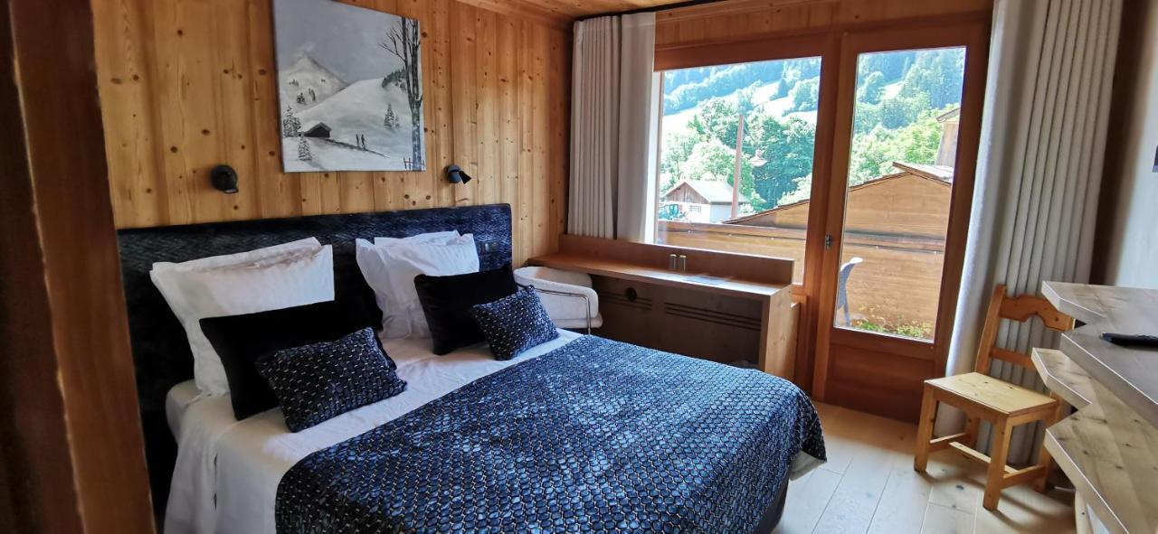 Hotel-Chalet Les Ecureuils Restaurant, Piscine, Garage Le Grand-Bornand Bagian luar foto