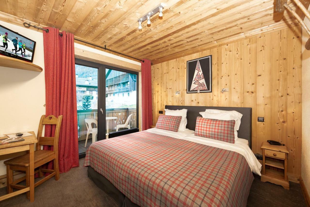 Hotel-Chalet Les Ecureuils Restaurant, Piscine, Garage Le Grand-Bornand Bagian luar foto